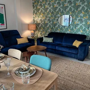 Medanojoy1- 3 Bedrooms, Spacious 60 M From The Apartamento